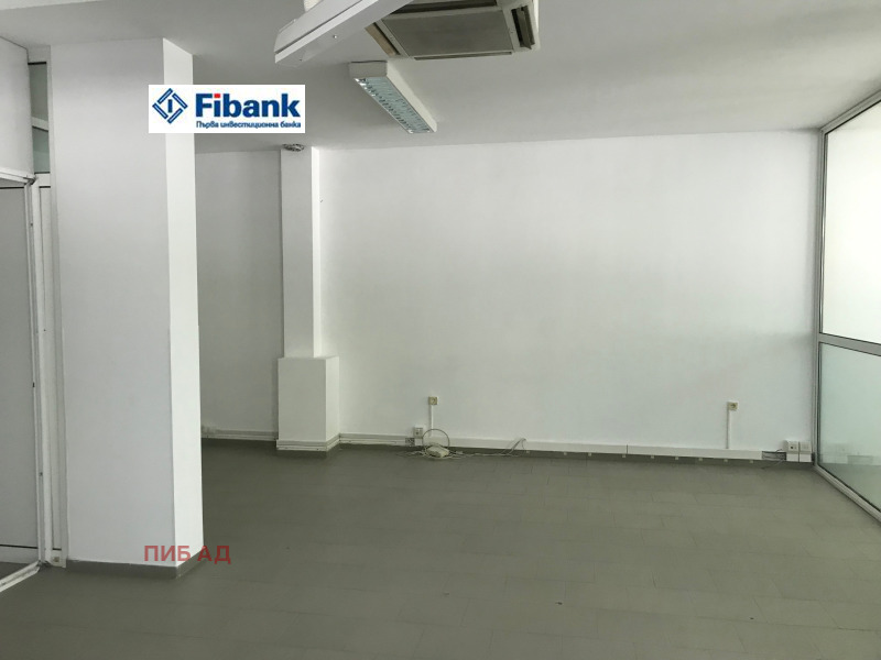 En venta  Comercio Sofia , Studentski grad , 176 metros cuadrados | 62465945 - imagen [3]