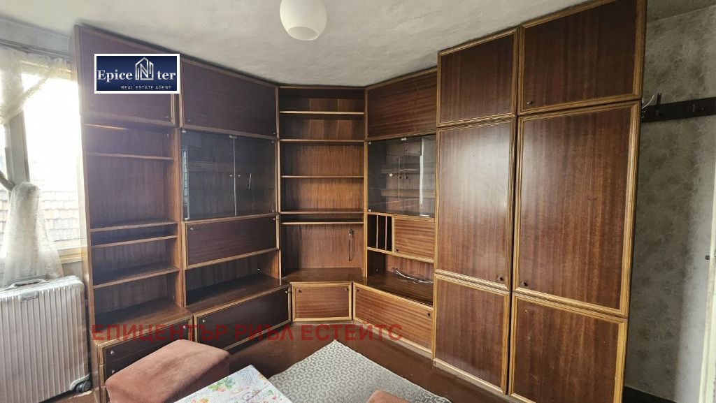 Продава КЪЩА, гр. Перник, Могиличе, снимка 8 - Къщи - 54223097