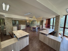 Birou Ciaica, Varna