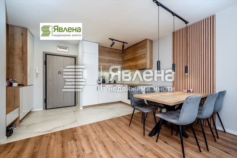 Myytävänä  1 makuuhuone Sofia , Zona B-18 , 83 neliömetriä | 94724759 - kuva [2]
