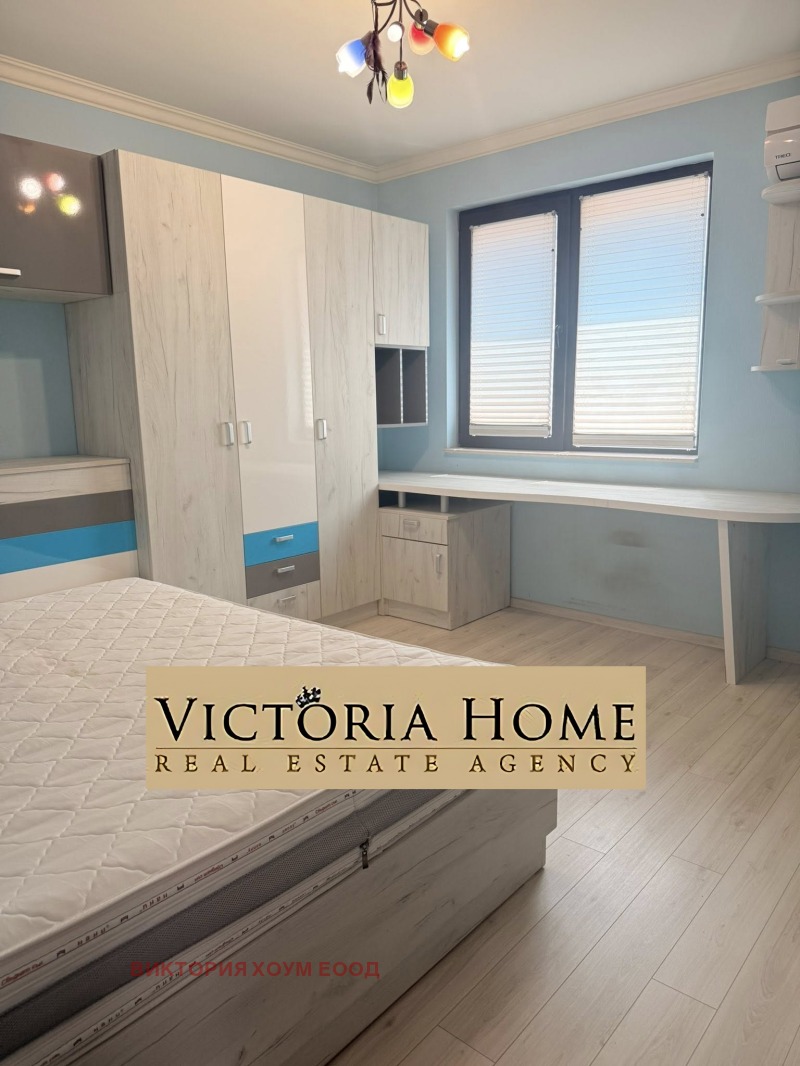 Продава МНОГОСТАЕН, гр. Бургас, Център, снимка 2 - Апартаменти - 53414876