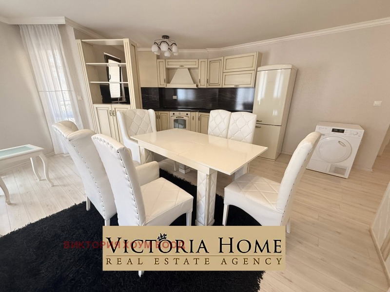 Продава МНОГОСТАЕН, гр. Бургас, Център, снимка 2 - Апартаменти - 53414876