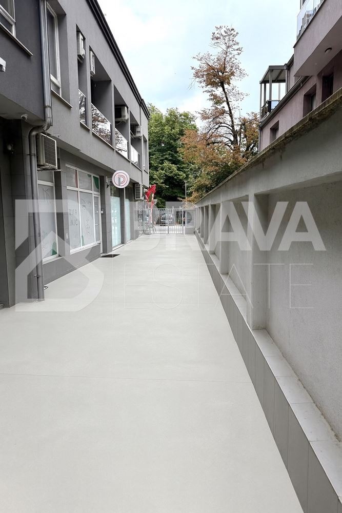Te koop  Kantoor Plovdiv , Karsjijaka , 91 m² | 46660915 - afbeelding [2]