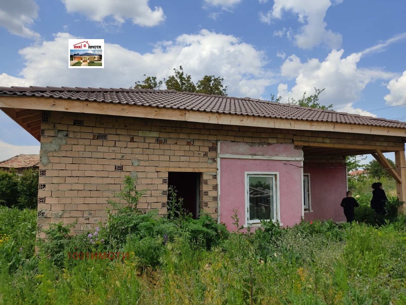 Продава КЪЩА, с. Росеново, област Добрич, снимка 5 - Къщи - 40758632