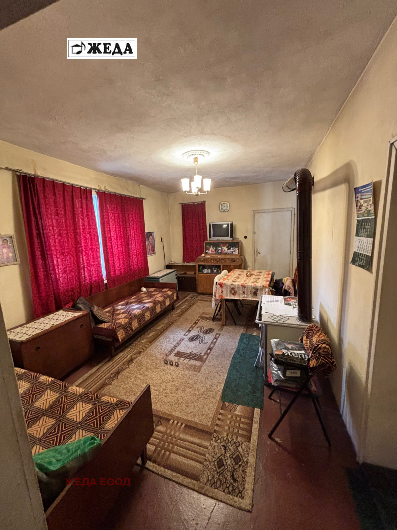 Продава  Къща област Плевен , с. Божурица , 97 кв.м | 95241107 - изображение [7]
