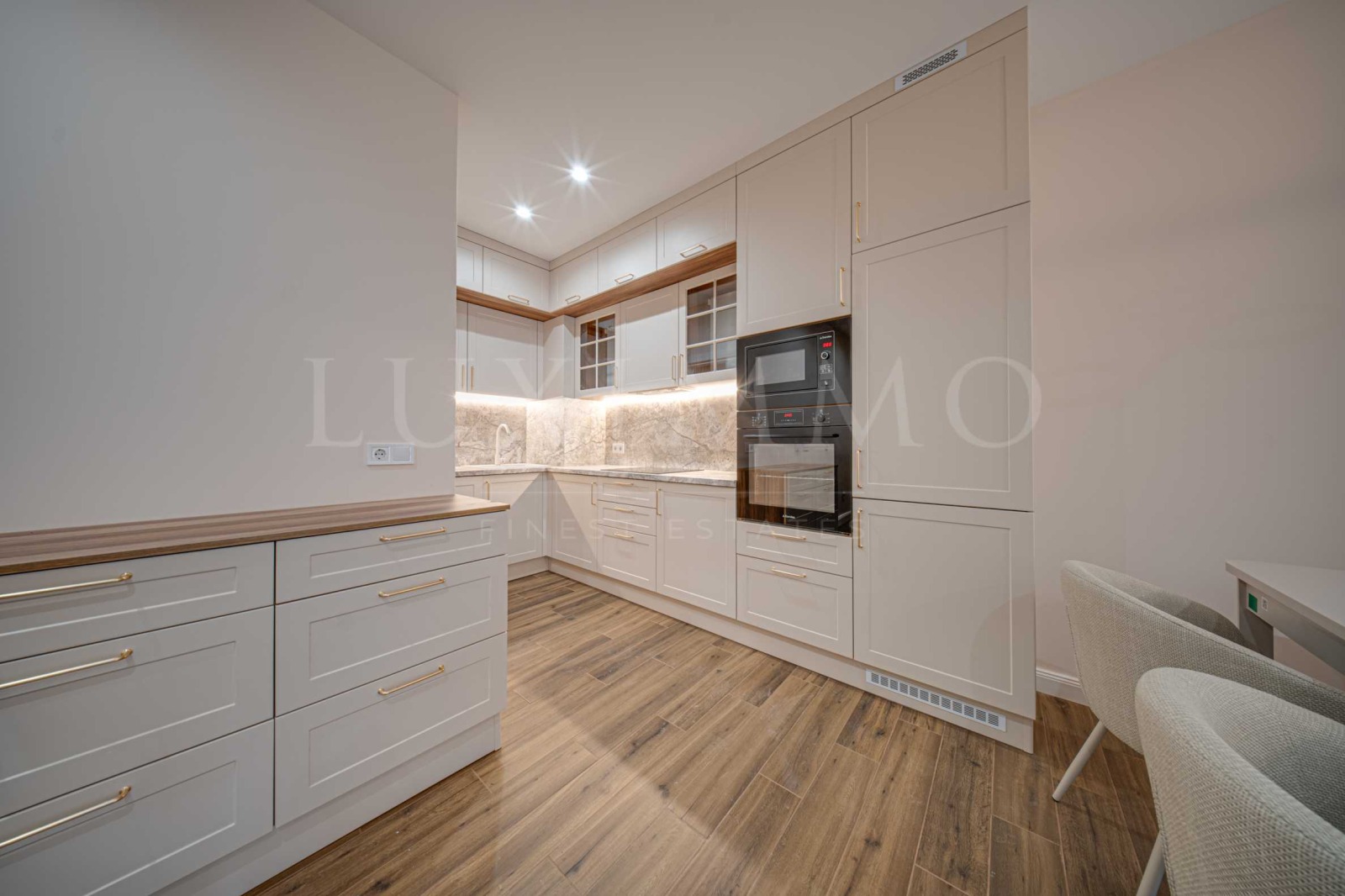 Продава 3-СТАЕН, гр. София, Хладилника, снимка 8 - Апартаменти - 54549020