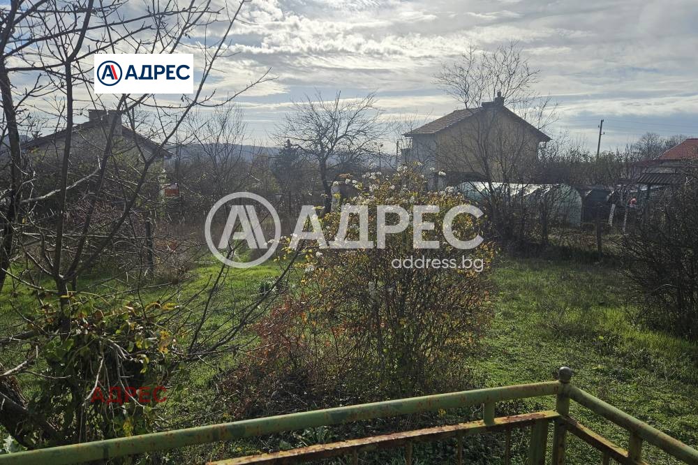 Продава КЪЩА, с. Осеново, област Варна, снимка 2 - Къщи - 54047232