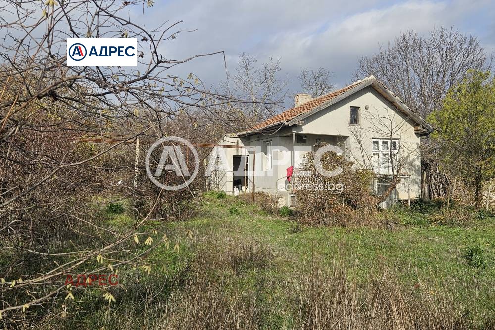Продава КЪЩА, с. Осеново, област Варна, снимка 3 - Къщи - 54047232