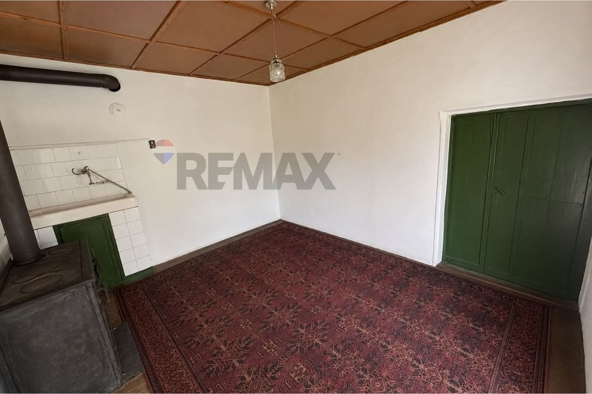 Продава КЪЩА, с. Веселиново, област Шумен, снимка 3 - Къщи - 55377206