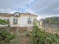 Продава КЪЩА, област Шумен, гр. Нови пазар • 48000 € • 58872193 — Holmes.bg