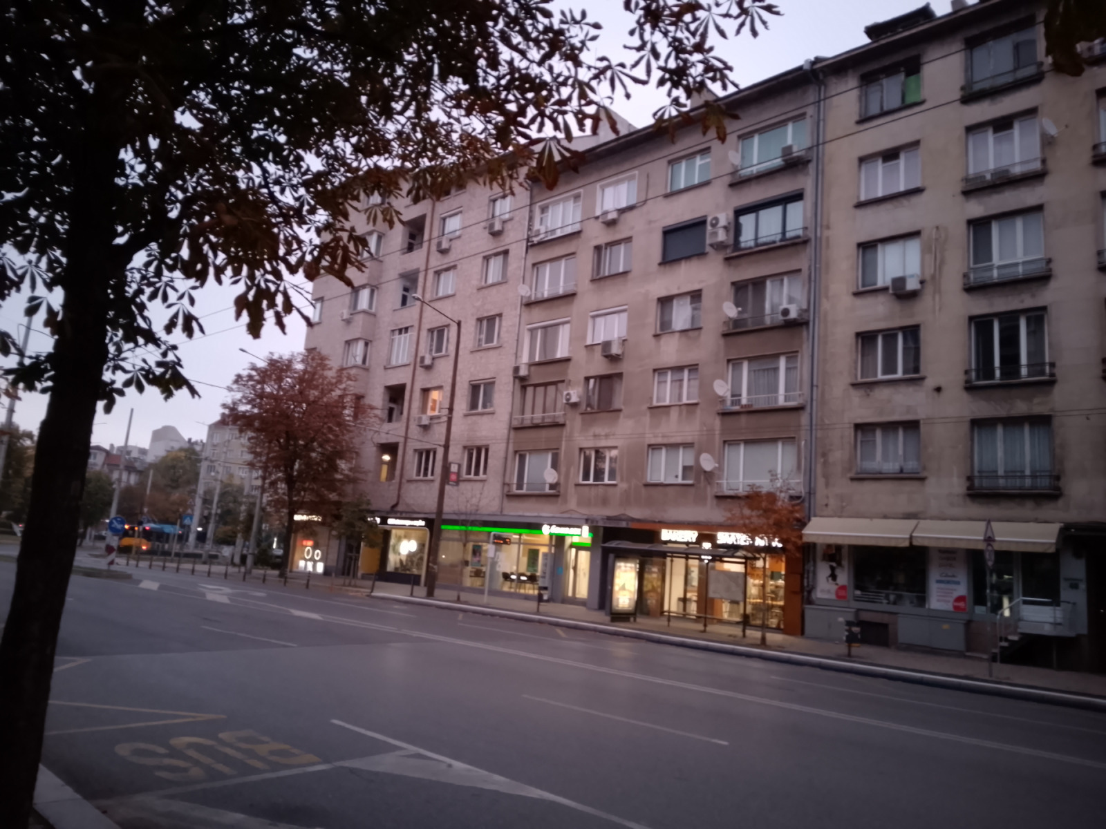 Продава 2-СТАЕН, гр. София, Център
