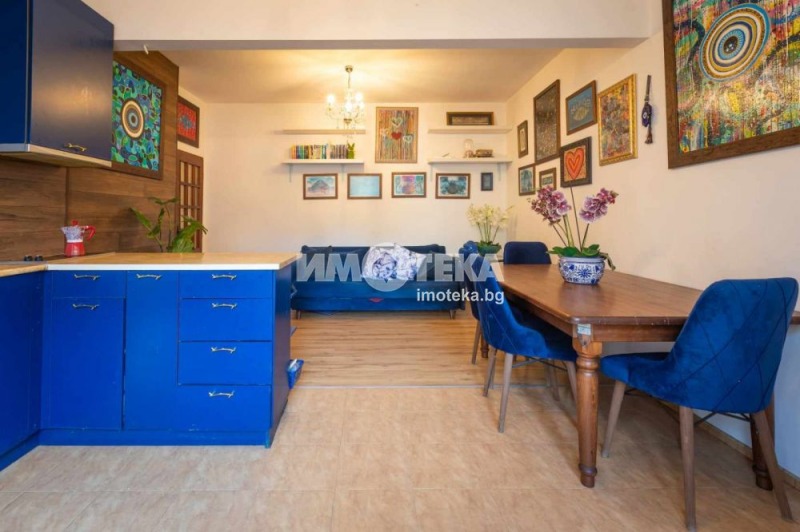 For Sale  2 bedroom Sofia , Oborishte , 79 sq.m | 99941049