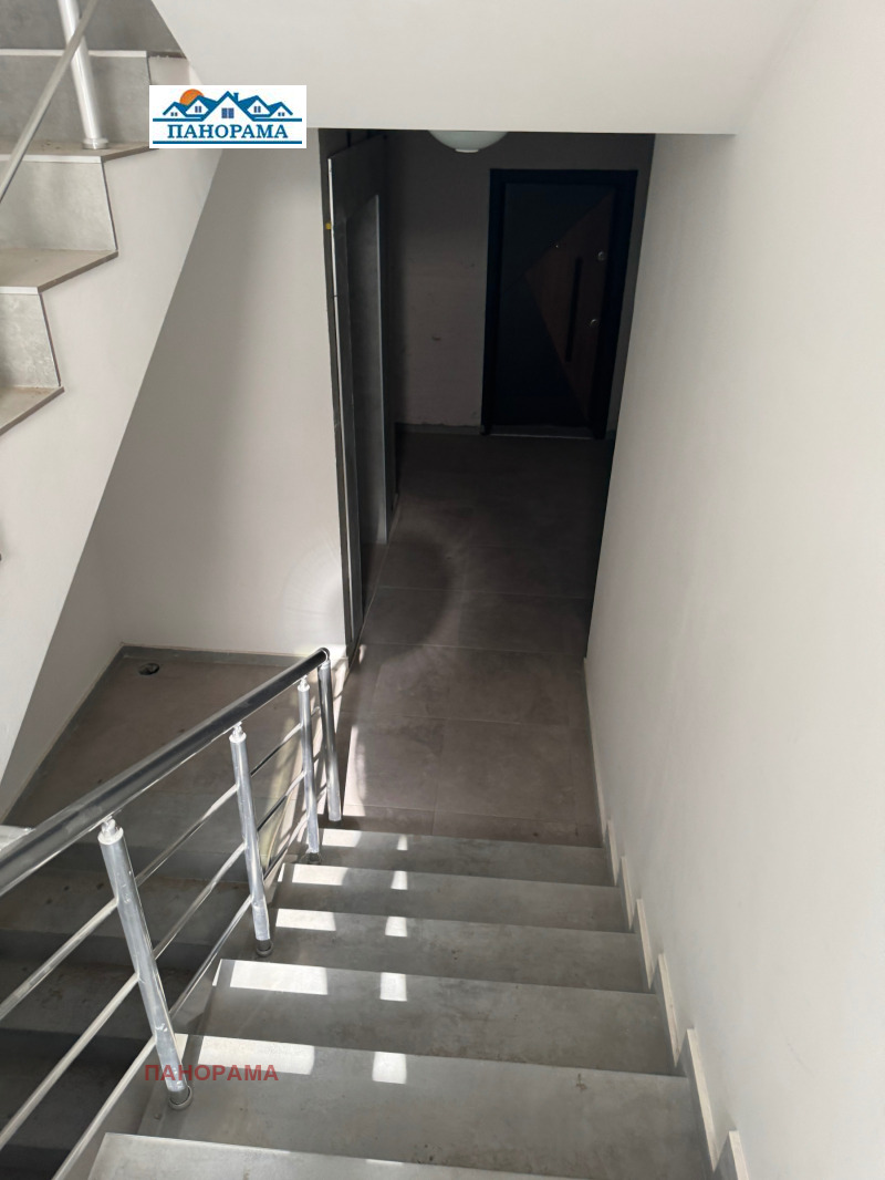 Продава  3-стаен град Пловдив , Остромила , 111 кв.м | 65349245 - изображение [4]