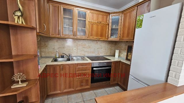 Продава 3-СТАЕН, гр. Стара Загора, Аязмото, снимка 2 - Апартаменти - 56608412