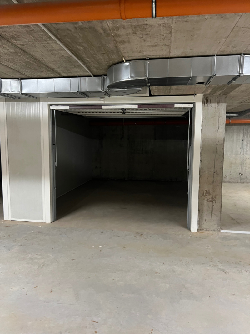 Продава ГАРАЖ, ПАРКОМЯСТО, гр. София, Малинова долина, снимка 4 - Гаражи и паркоместа - 53357265