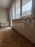 Продава 3-СТАЕН, гр. Добрич, Център, снимка 4