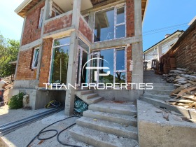 Maison Rouen, région Plovdiv