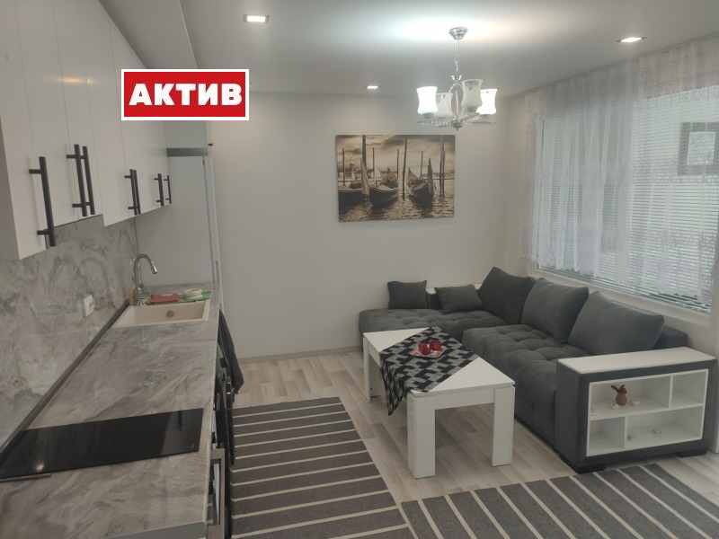 For Sale  1 bedroom Targovishte , Tsentar , 44 sq.m | 15602580