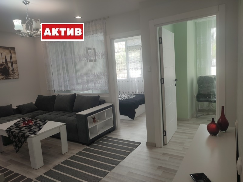 For Sale  1 bedroom Targovishte , Tsentar , 44 sq.m | 15602580 - image [2]