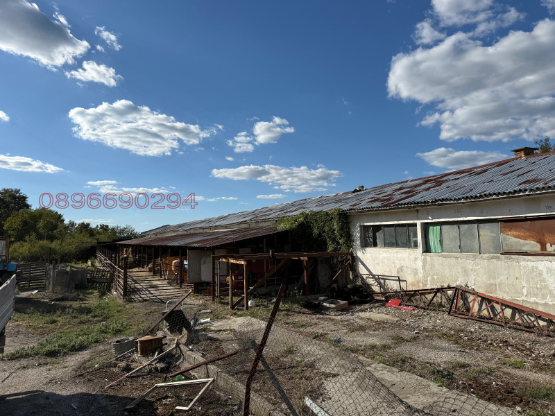 Продава  Пром. помещение област Габрово , с. Гергини , 680 кв.м | 11456970 - изображение [3]