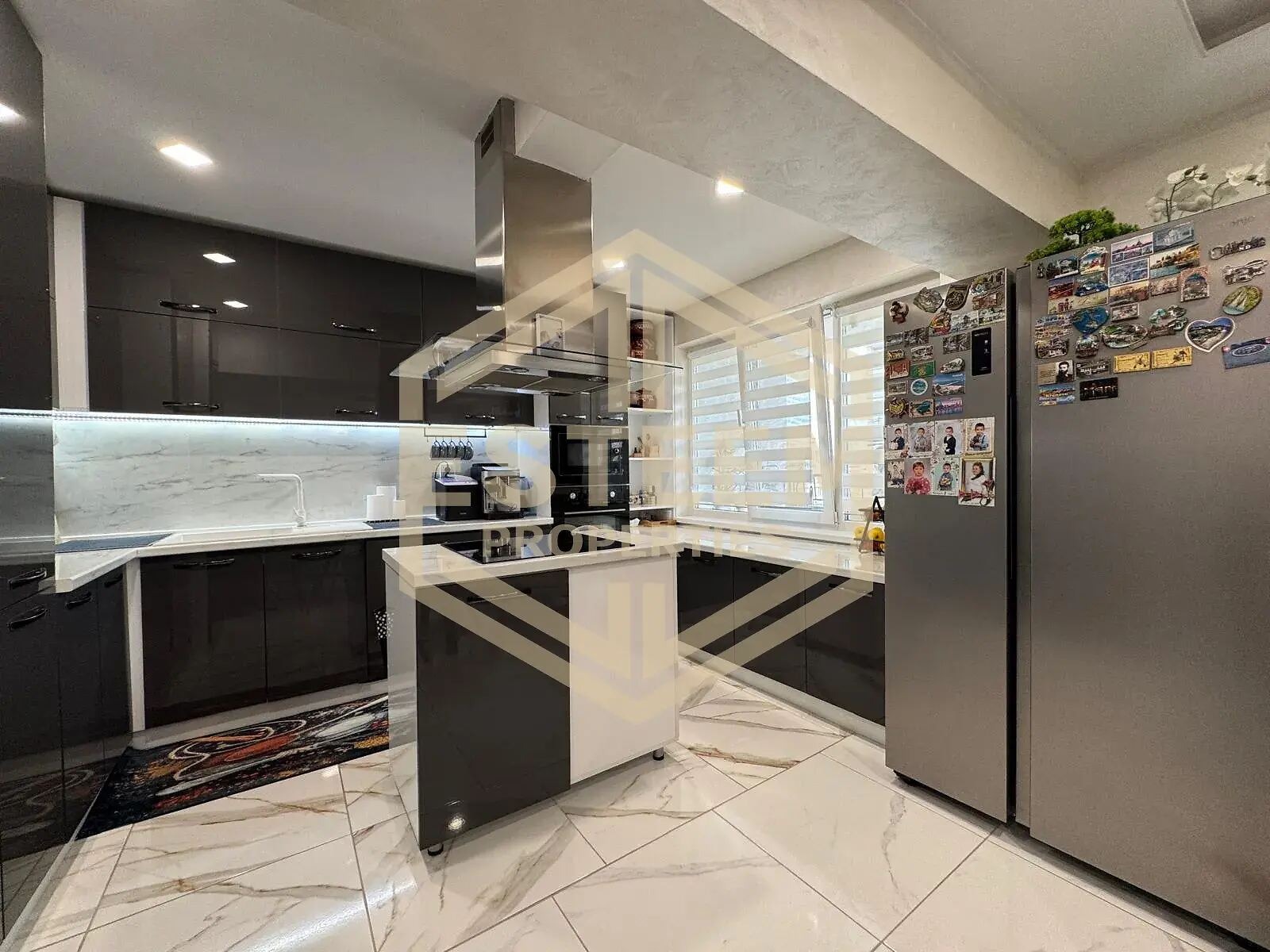 Продава 4-СТАЕН, гр. Русе, Широк център, снимка 3 - Апартаменти - 54288061