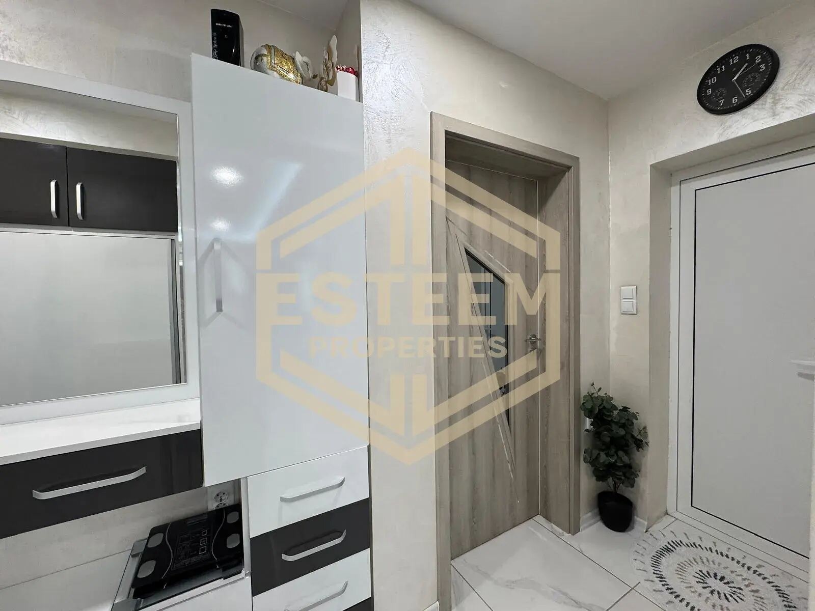 Продава 4-СТАЕН, гр. Русе, Широк център, снимка 12 - Апартаменти - 54288061