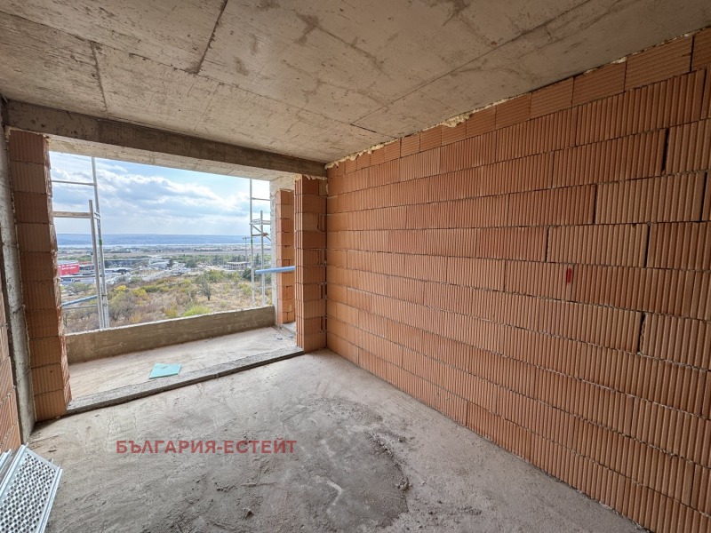 In vendita  1 camera da letto Varna , Vladislav Varnenchik 1 , 63 mq | 65704101