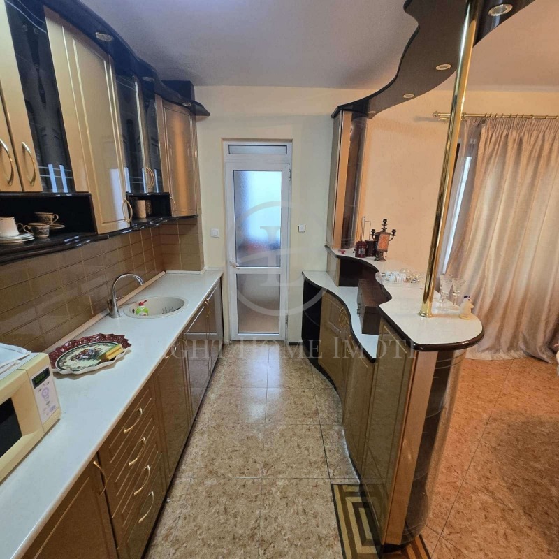 Продава 3-СТАЕН, гр. Пловдив, Кючук Париж, снимка 6 - Апартаменти - 53523630