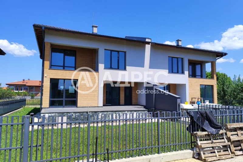 Til salg  Hus region Sofia , Kostinbrod , 315 kvm | 11964574