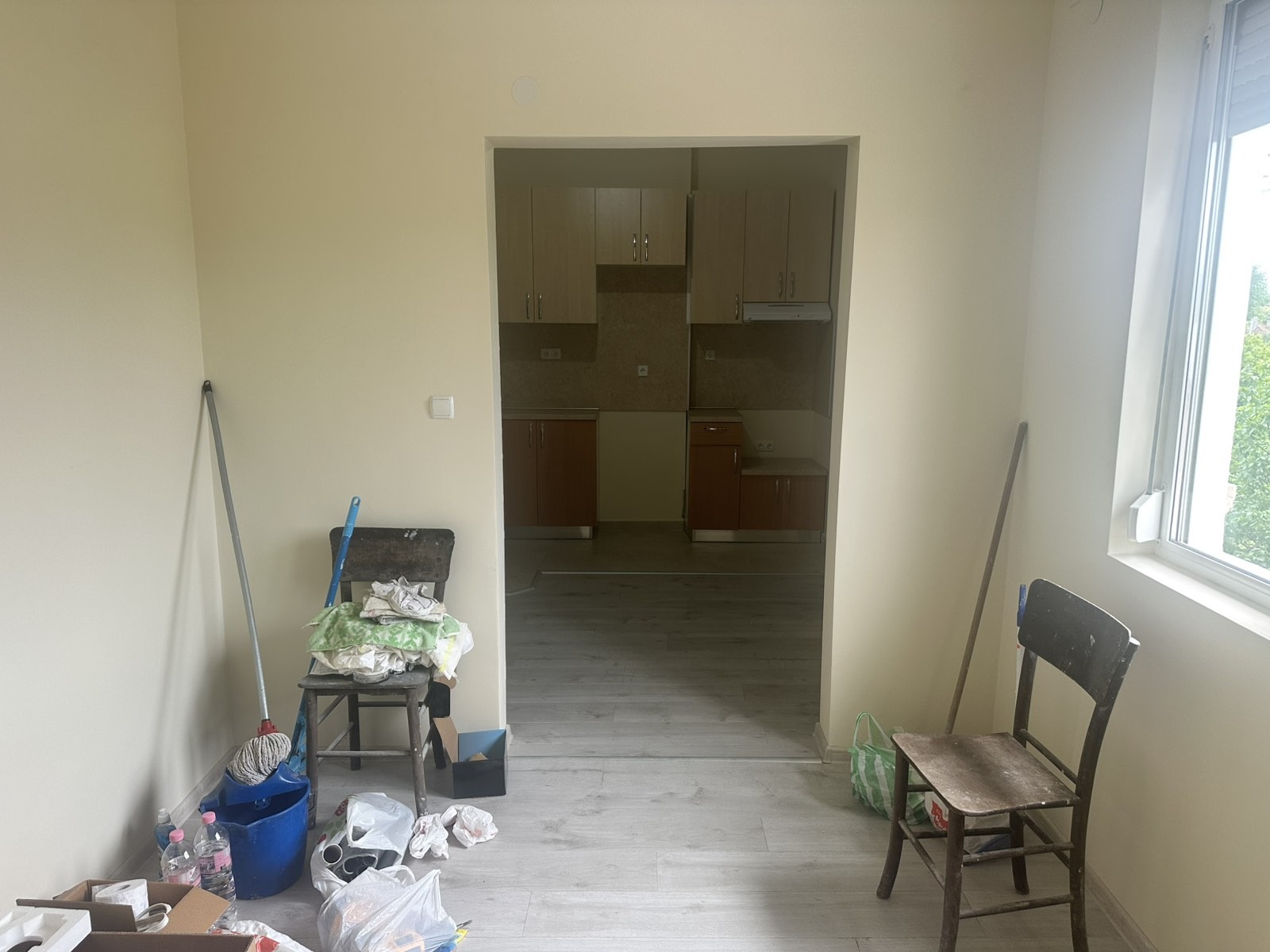 Продава 2-СТАЕН, гр. Кърджали, Център, снимка 7 - Апартаменти - 54937304