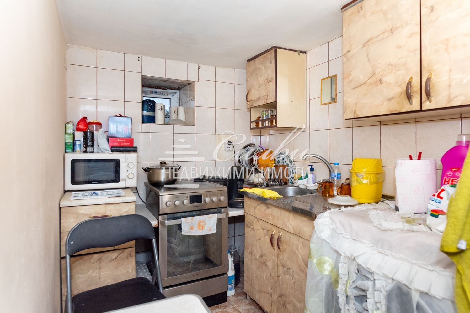 Продава ЕТАЖ ОТ КЪЩА, гр. Шумен, Добруджански, снимка 6 - Етаж от къща - 55671750