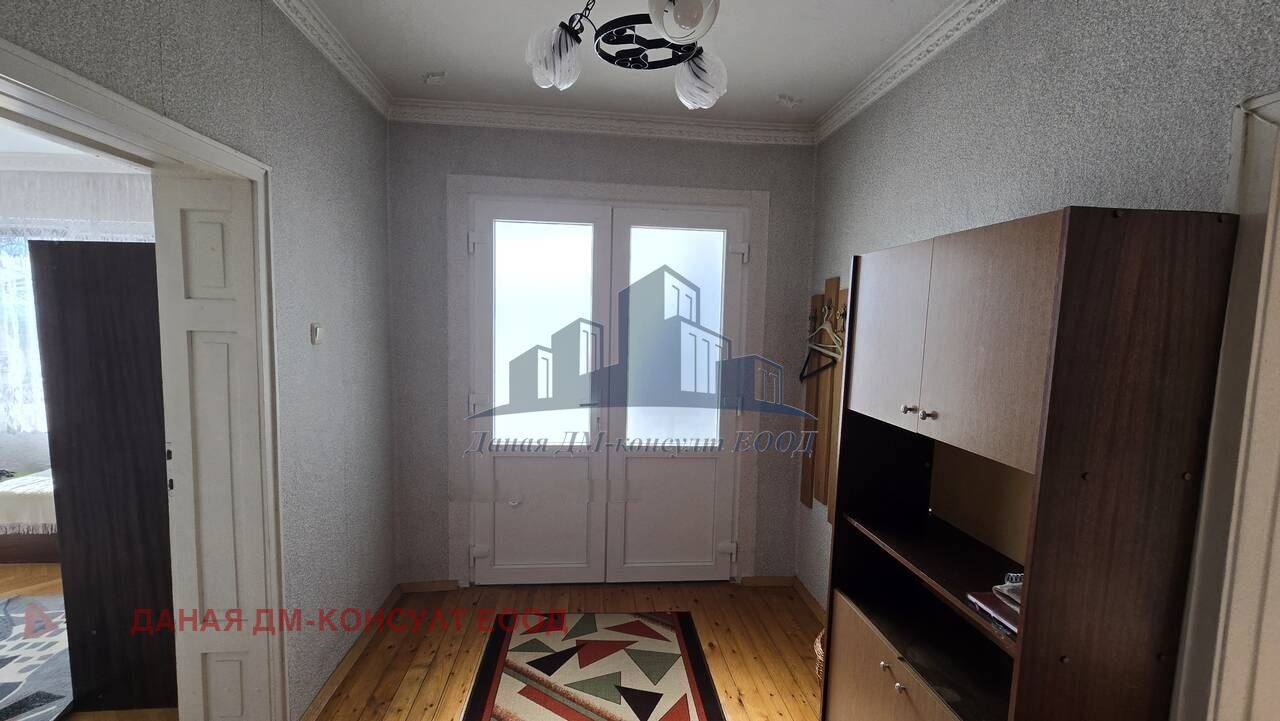 Продава КЪЩА, гр. Шумен, Дивдядово, снимка 2 - Къщи - 56715965