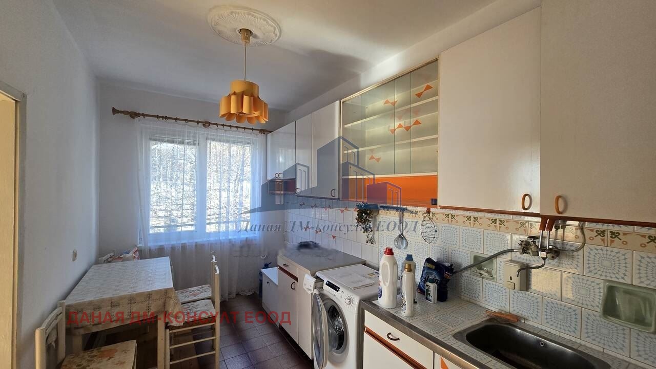 Продава КЪЩА, гр. Шумен, Дивдядово, снимка 4 - Къщи - 56715965