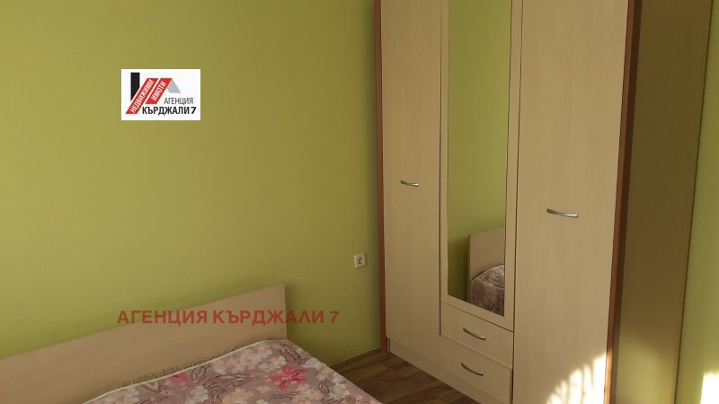 Продава 3-СТАЕН, гр. Кърджали, Възрожденци, снимка 9 - Aпартаменти - 48947233