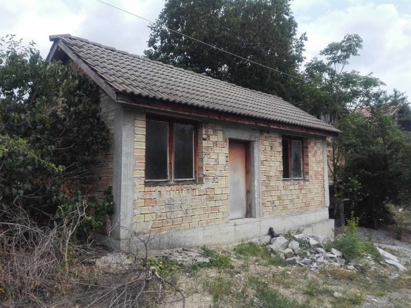 Продава КЪЩА, с. Драгоево, област Шумен, снимка 1 - Къщи - 46538265