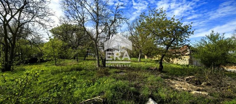 Zu verkaufen  Handlung region Varna , Waglen , 1110 qm | 81136544