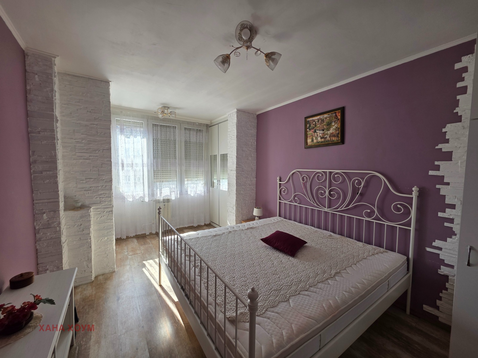 Продава 2-СТАЕН, гр. Плевен, Широк център