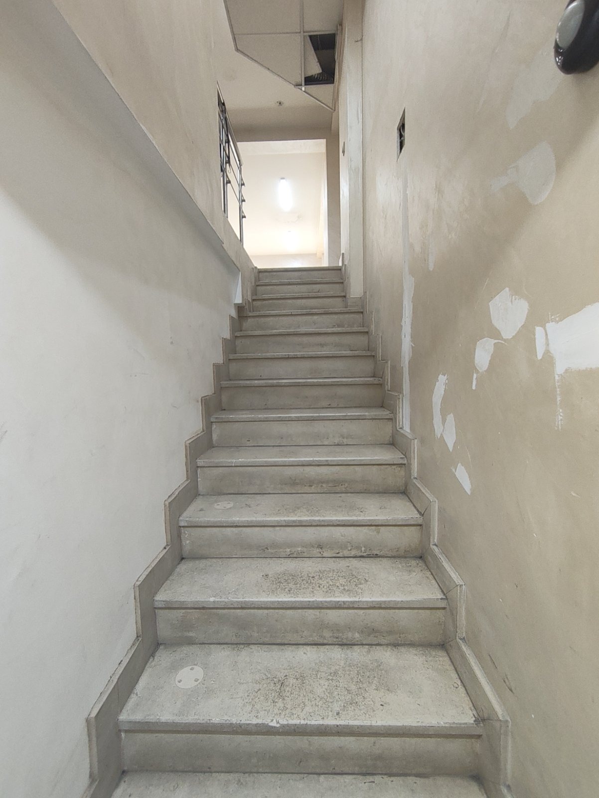 Продава ОФИС, гр. София, Банишора, снимка 7 - Офиси - 56037050