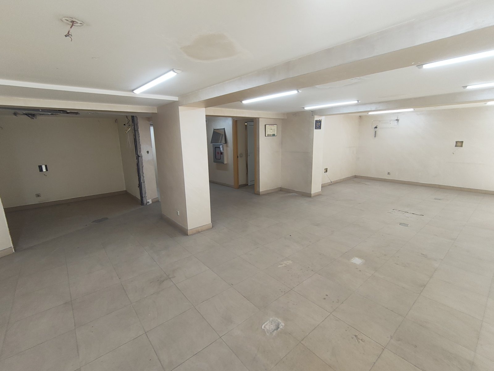 Продава ОФИС, гр. София, Банишора, снимка 5 - Офиси - 56037050