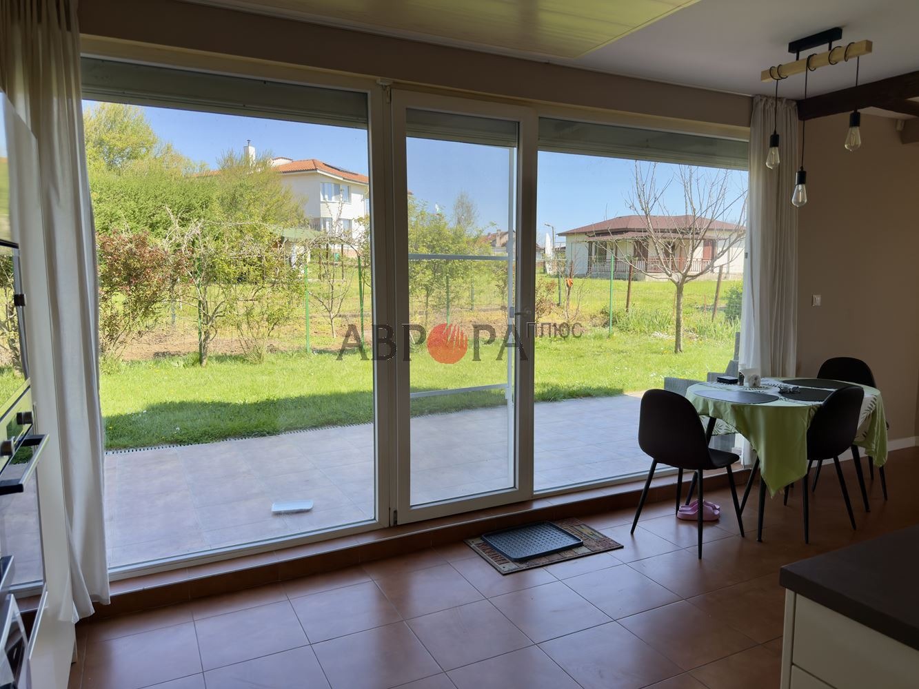 Продава КЪЩА, с. Равадиново, област Бургас, снимка 13 - Къщи - 54593099