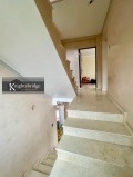 Продава КЪЩА, град София, Орландовци • 449990 € • 98316291 — Holmes.bg