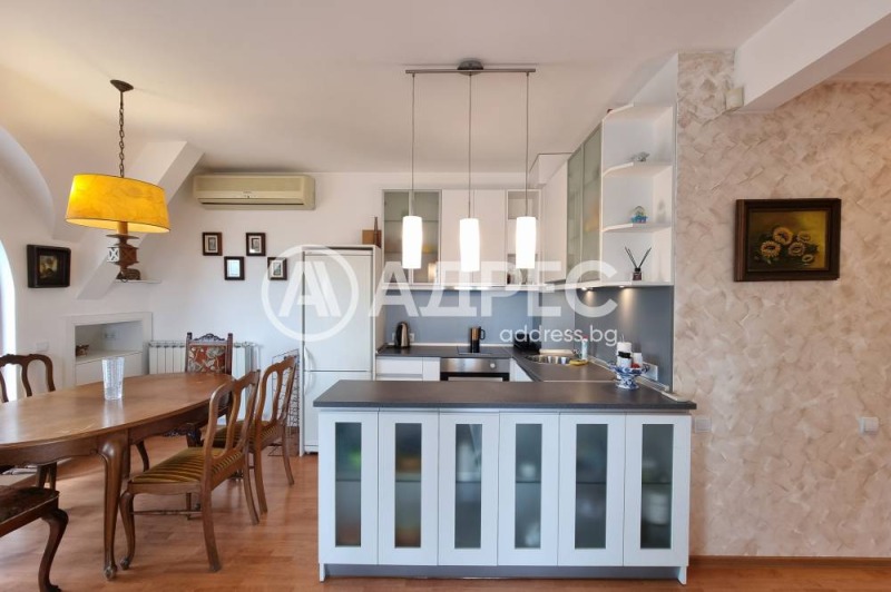 In vendita  2 camere da letto Sofia , m-t Kambanite , 137 mq | 25090563 - Immagine [8]