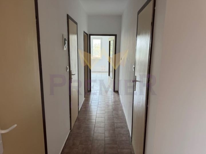 En venta  2 dormitorios Varna , Mladost 1 , 109 metros cuadrados | 46304863 - imagen [14]