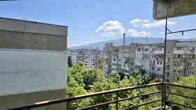 Продава 2-стаен