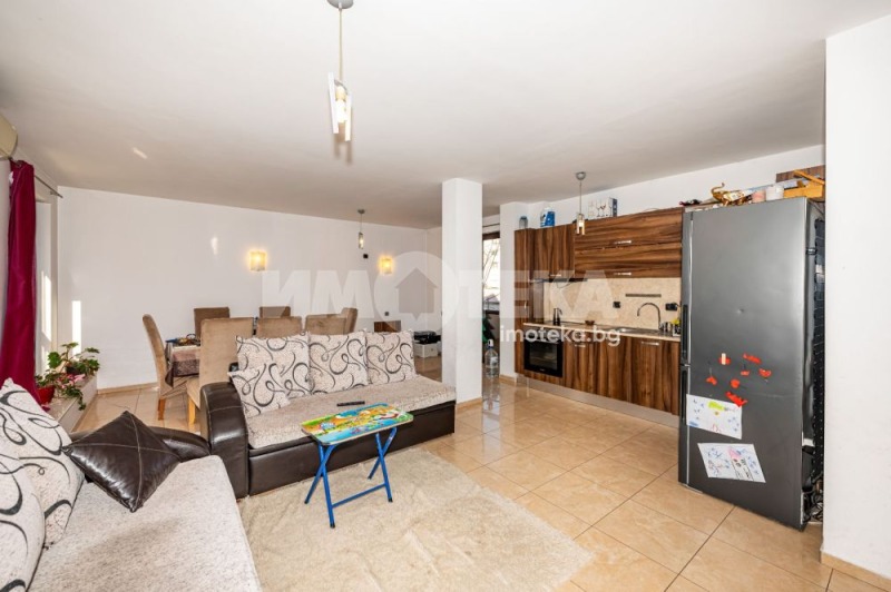For Sale  2 bedroom Plovdiv , Karshiyaka , 153 sq.m | 15479934