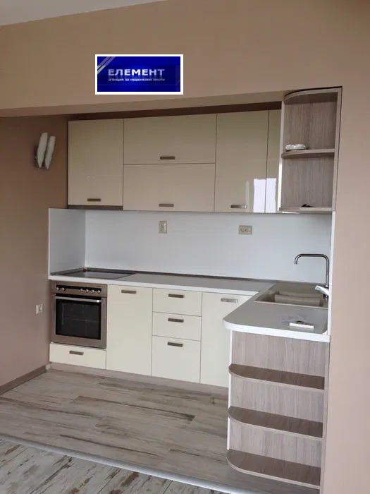 Продава 3-СТАЕН, гр. Пловдив, Кючук Париж