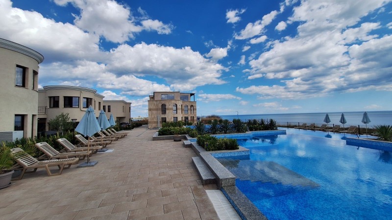 Продава КЪЩА, гр. Бургас, Сарафово, снимка 2 - Къщи - 52224173