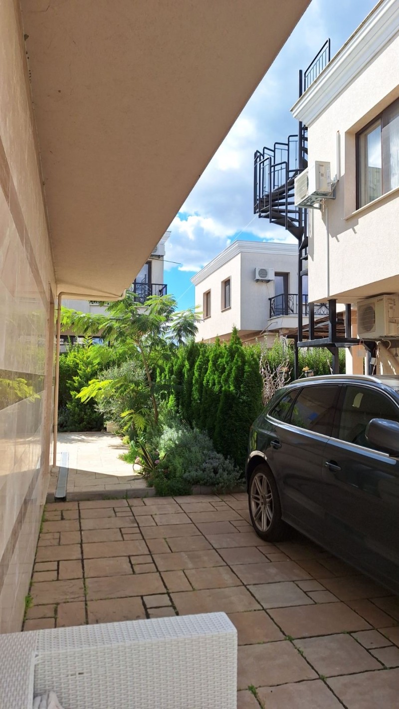 Продава КЪЩА, гр. Бургас, Сарафово, снимка 5 - Къщи - 52224173