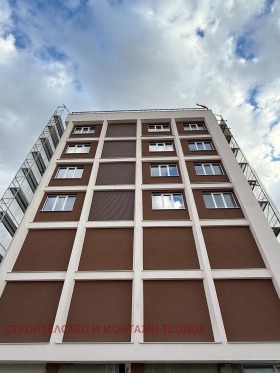 Studio Zdrawez Iztok, Ruse