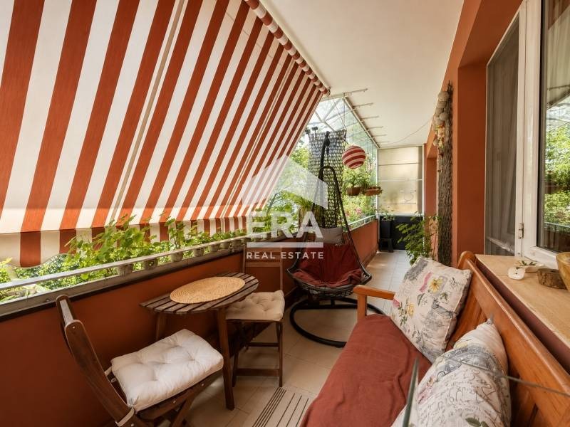 Продава 4-СТАЕН, гр. София, Изток, снимка 3 - Апартаменти - 55360995